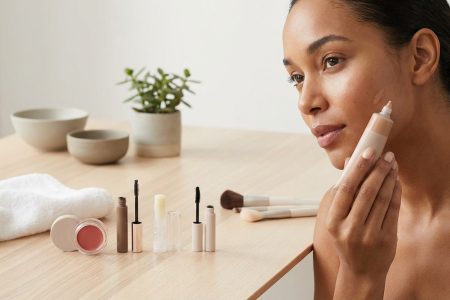 How to Create a Flawless No-Makeup Makeup Look in 5 Easy Steps