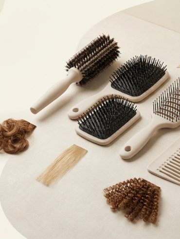 The Ultimate Guide to Choosing the Right Hair Brush for Your Hair Type